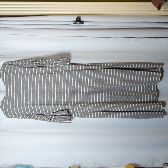 Umgee striped duster length open front side slit grey white cardigan boho beach - Picture 8 of 9